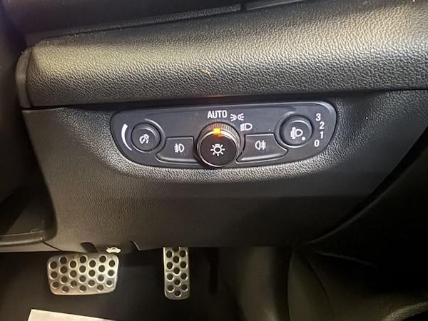 Used Vauxhall Insignia 2019 for sale - 76147919: Photo 36