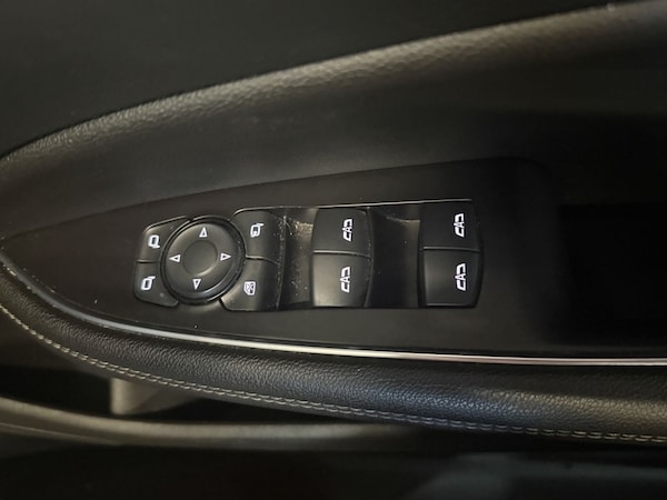 Used Vauxhall Insignia 2019 for sale - 76147919: Photo 37