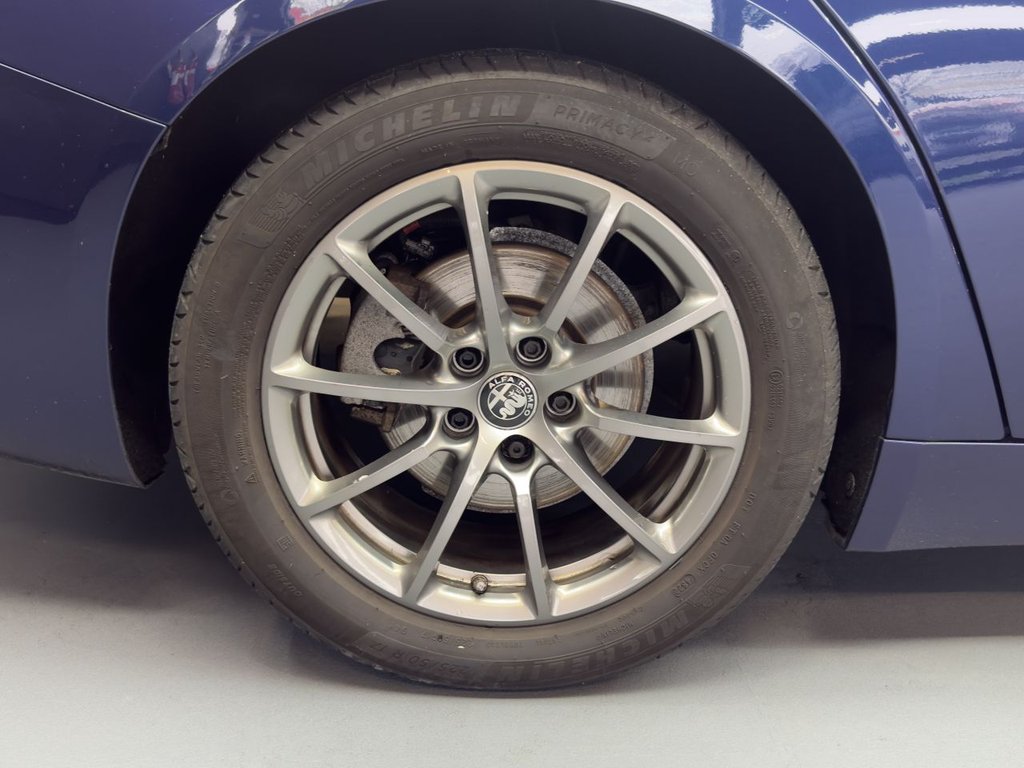 Used Alfa Romeo Giulia 2017 for sale - 76459358: Photo 38