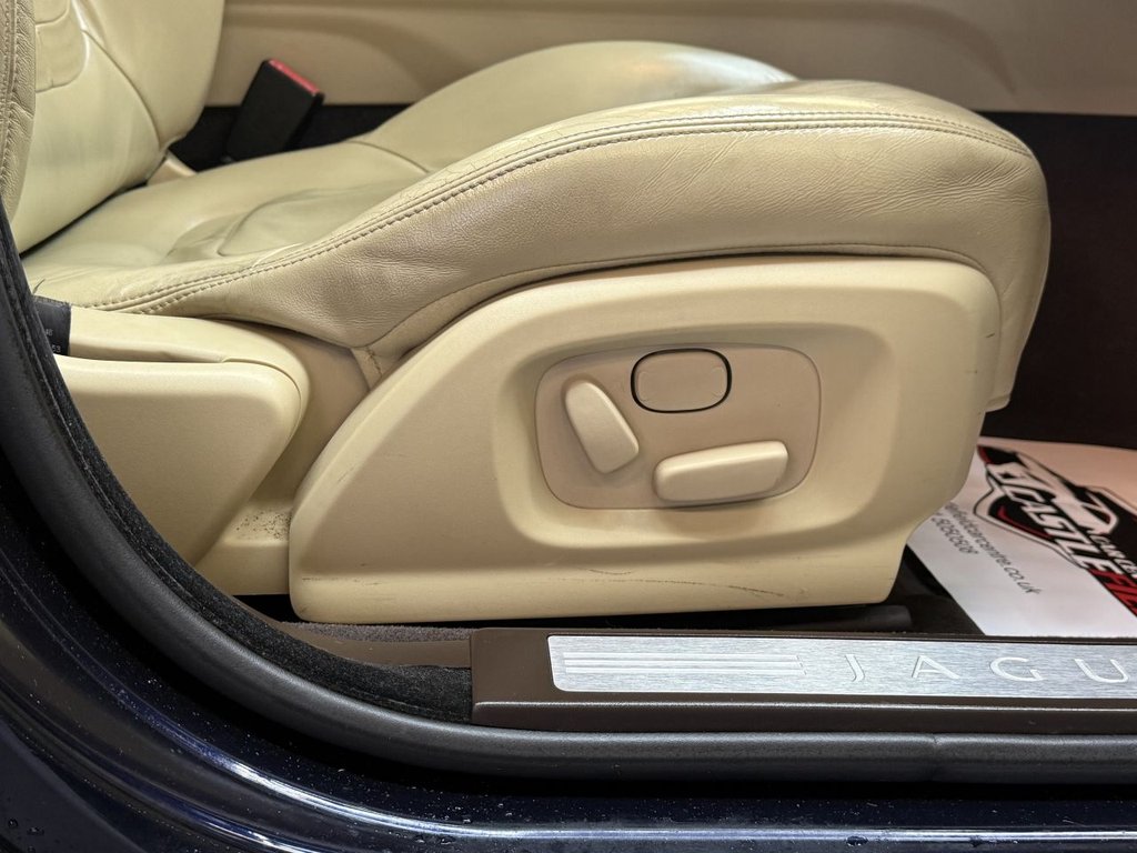 Used Jaguar XF 2012 for sale - 77193469: Photo 16