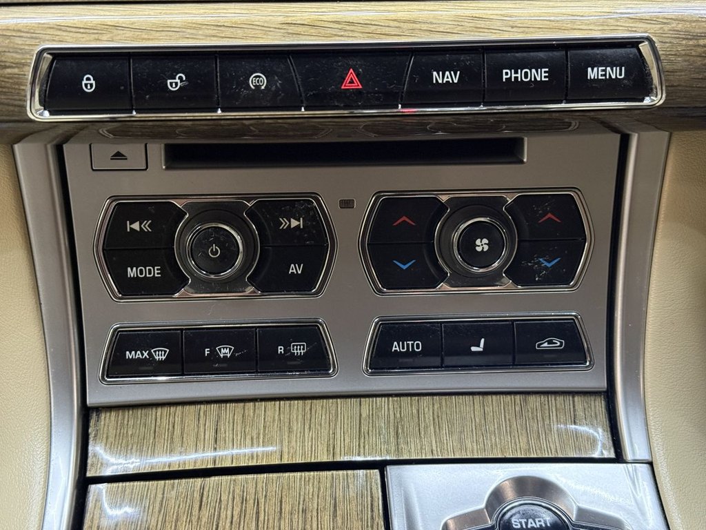 Used Jaguar XF 2012 for sale - 77193469: Photo 36