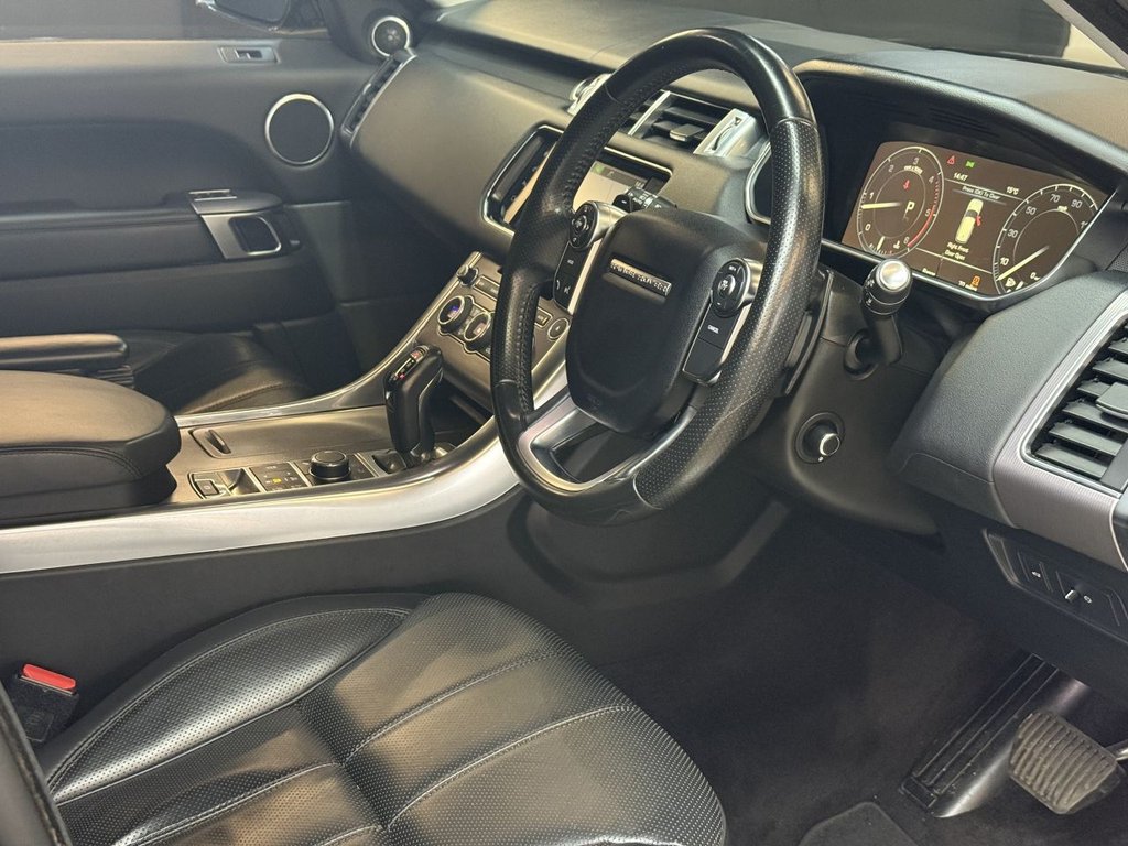 Used Land Rover Range Rover Sport 2015 for sale - 76132564: Photo 14