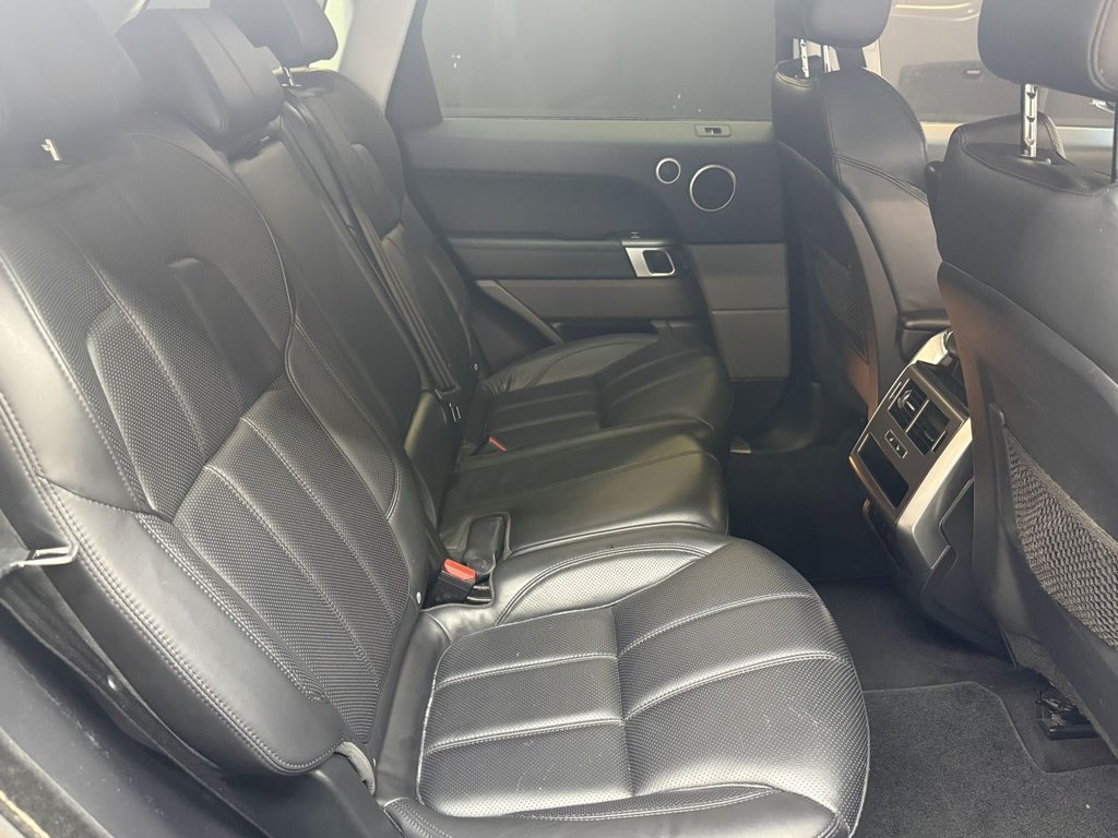Used Land Rover Range Rover Sport 2015 for sale - 76132564: Photo 18