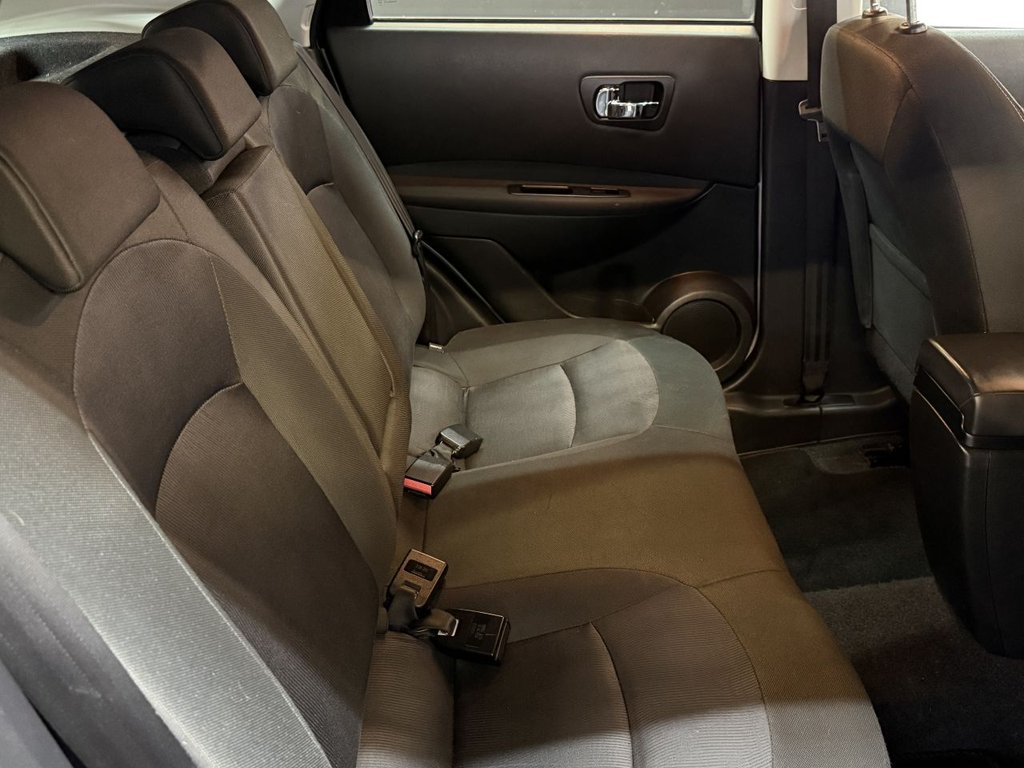 Used Nissan Qashqai 2012 for sale - 77835090: Photo 17