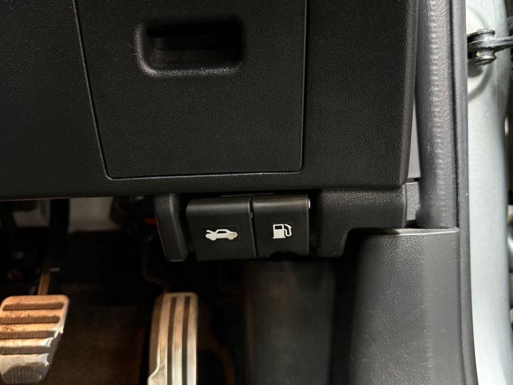 Used Nissan Qashqai 2012 for sale - 77835090: Photo 37