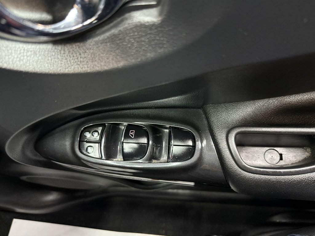 Used Nissan Juke 2017 for sale - 77193462: Photo 38