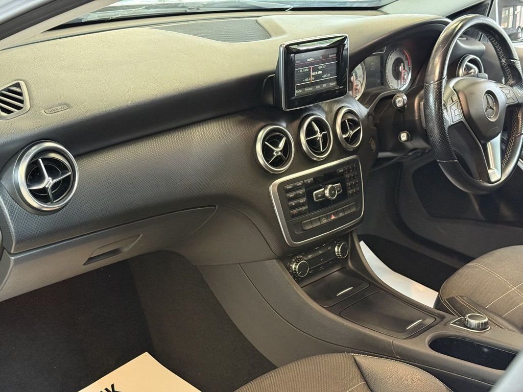 Used Mercedes-Benz A-Class 2014 for sale - 77850393: Photo 25