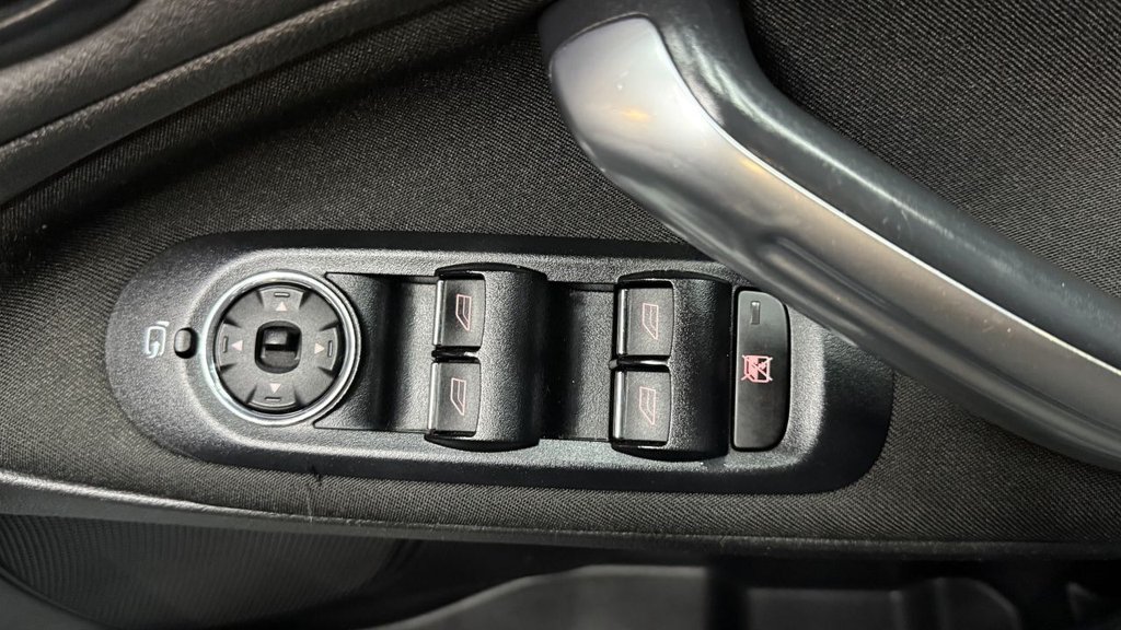 Used Ford Galaxy 2010 for sale - 76510210: Photo 27