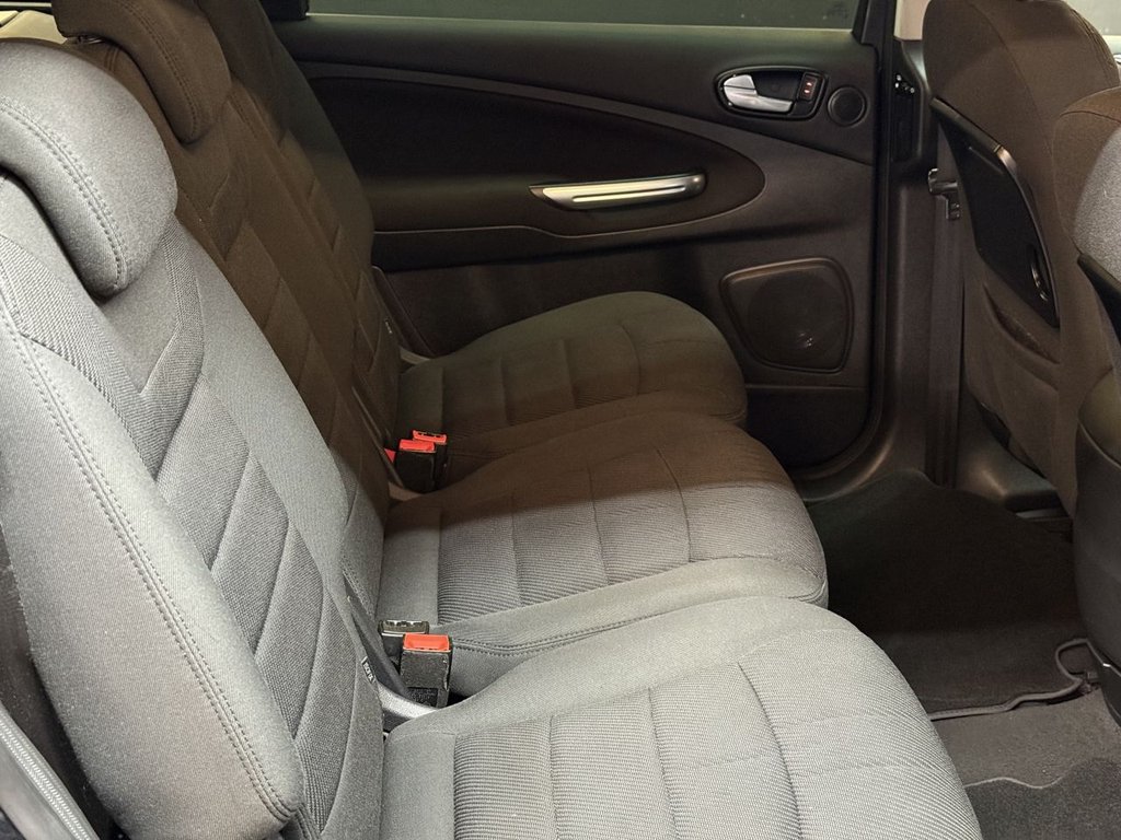 Used Ford Galaxy 2010 for sale - 76510210: Photo 32