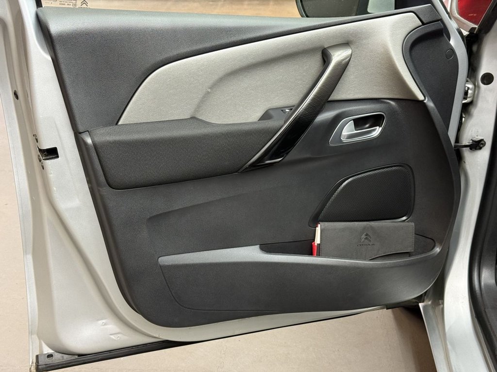 Used Citroen Grand C4 Picasso 2016 for sale - 77835576: Photo 21