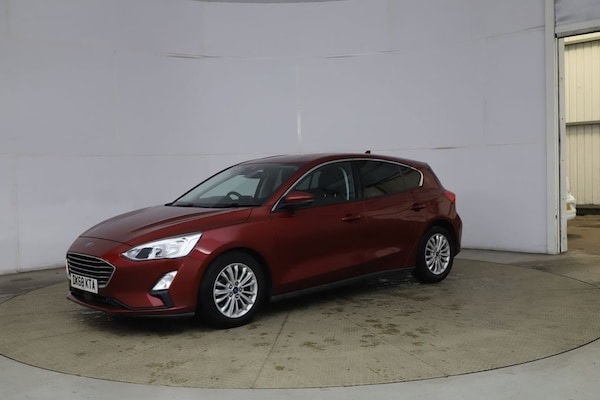 Used Ford Focus 2018 for sale - 76273987: Photo 3