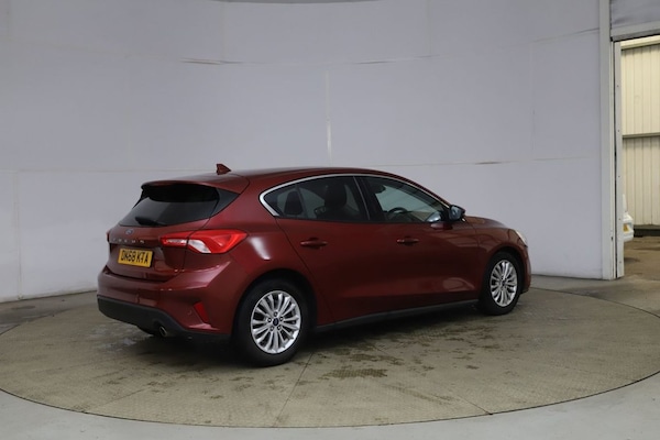 Used Ford Focus 2018 for sale - 76273987: Photo 8