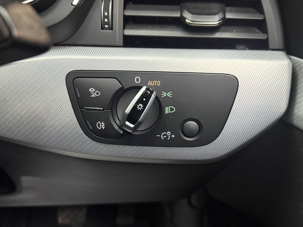 Used Audi A4 2016 for sale - 76132567: Photo 40