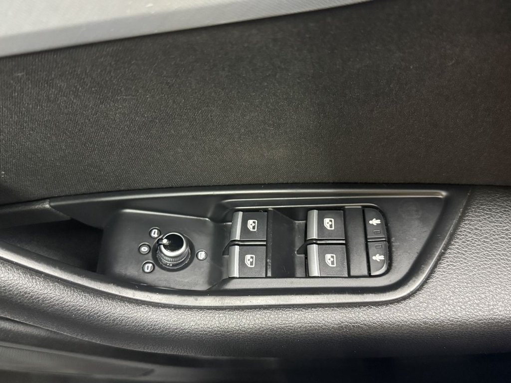 Used Audi A4 2016 for sale - 76132567: Photo 41