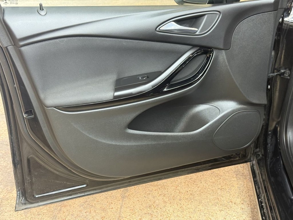 Used Vauxhall Astra 2018 for sale - 76132479: Photo 22
