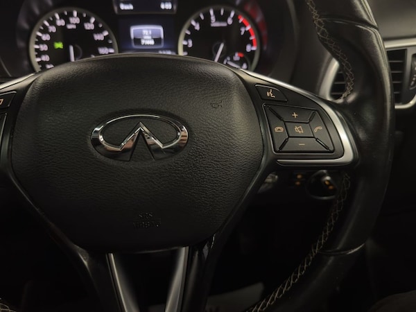 Used Infiniti Q30 2017 for sale - 74830576: Photo 23