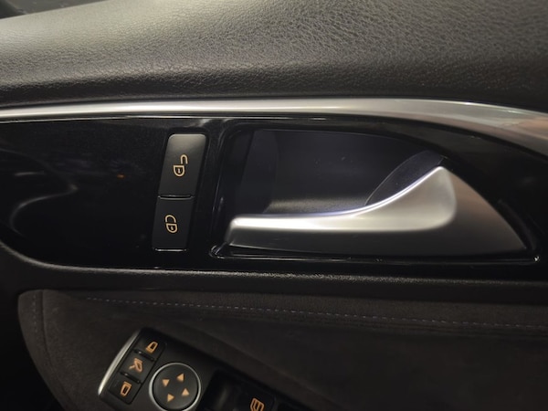 Used Infiniti Q30 2017 for sale - 74830576: Photo 28