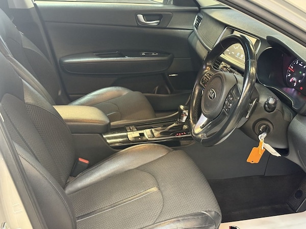 Used Kia Optima 2017 for sale - 76228895: Photo 16