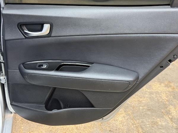 Used Kia Optima 2017 for sale - 76228895: Photo 20