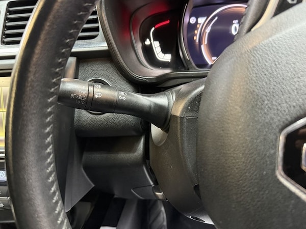 Used Renault Kadjar 2018 for sale - 76235590: Photo 37