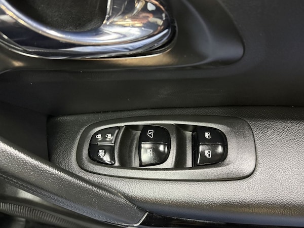 Used Renault Kadjar 2018 for sale - 76235590: Photo 41
