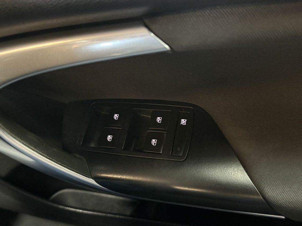 Used Vauxhall Insignia 2015 for sale - 76416986: Photo 37