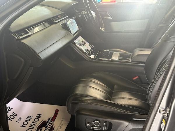 Used Land Rover Range Rover Velar 2018 for sale - 74830575: Photo 31