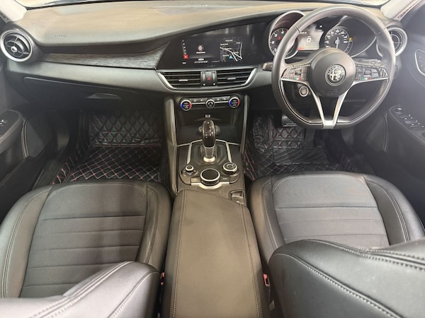 Used Alfa Romeo Giulia 2018 for sale - 76147661: Photo 12
