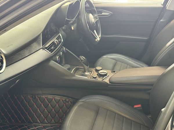Used Alfa Romeo Giulia 2018 for sale - 76147661: Photo 20