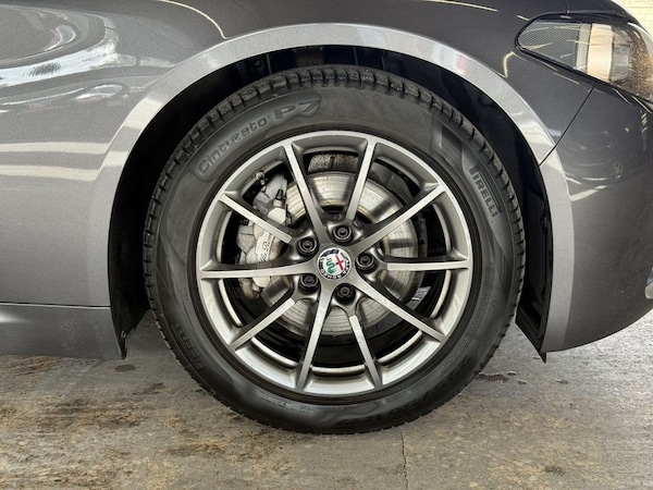 Used Alfa Romeo Giulia 2018 for sale - 76147661: Photo 40