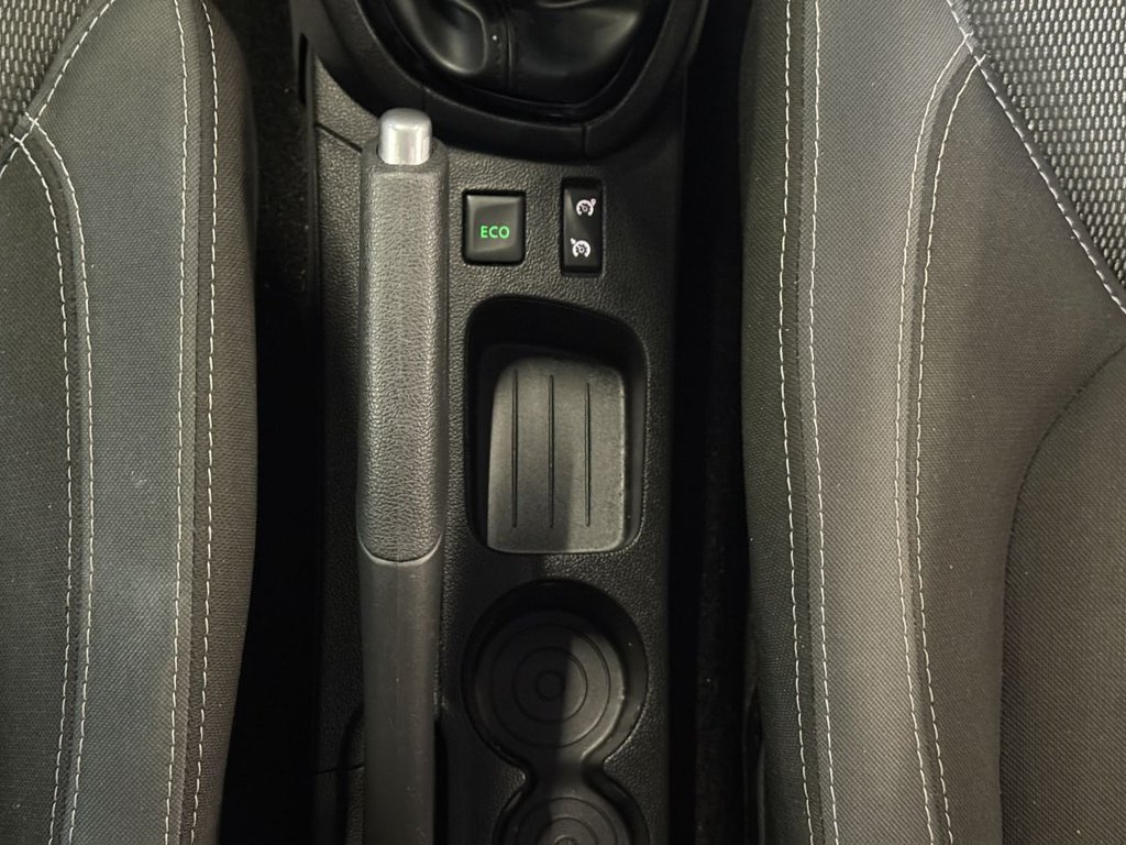 Used Renault Clio 2018 for sale - 76154552: Photo 30