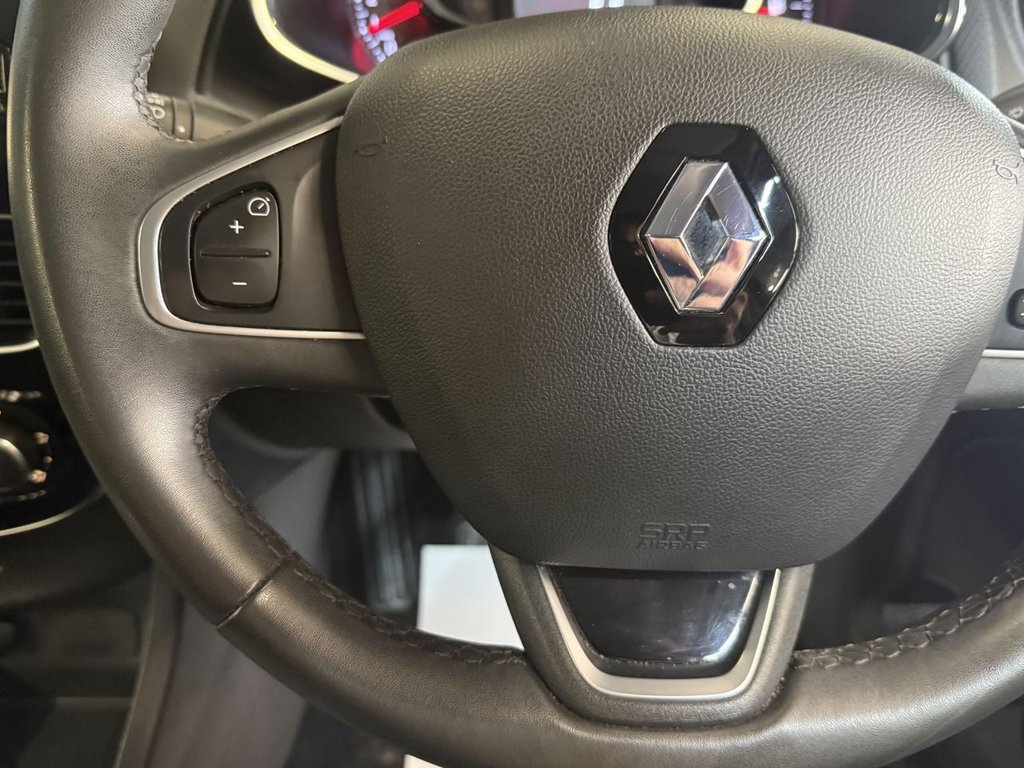Used Renault Clio 2018 for sale - 76154552: Photo 31