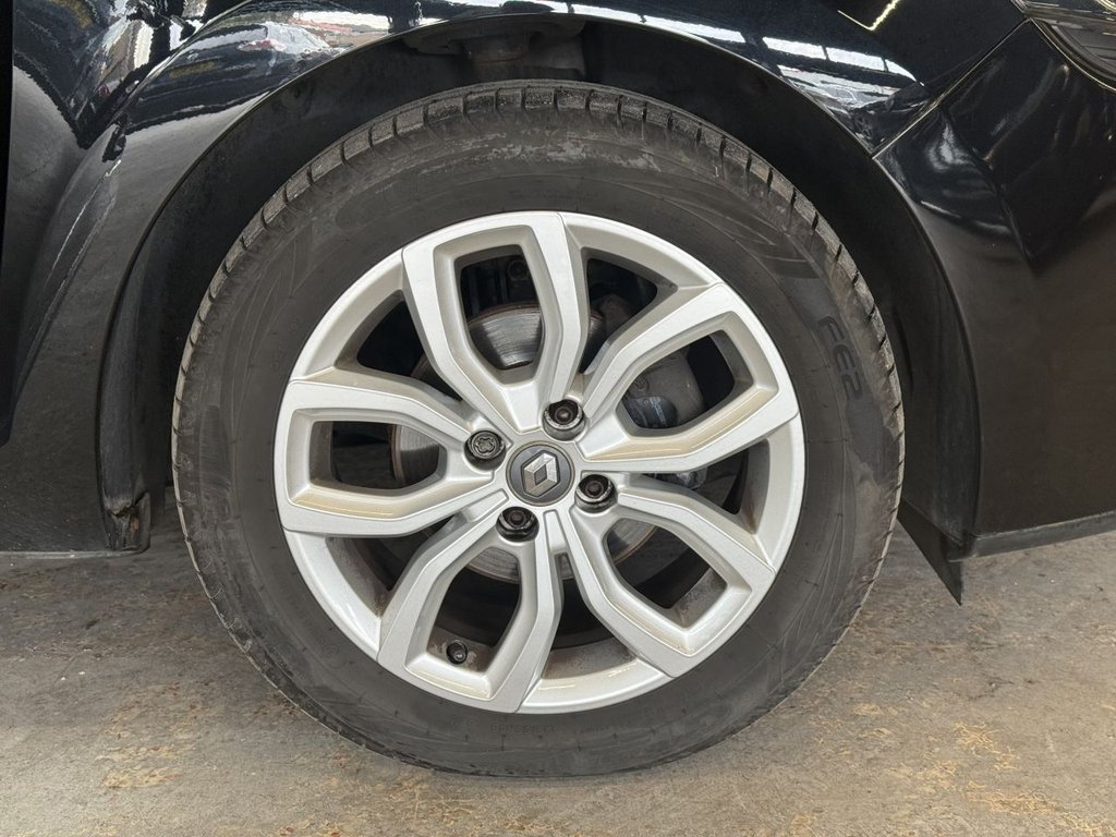 Used Renault Clio 2018 for sale - 76154552: Photo 37