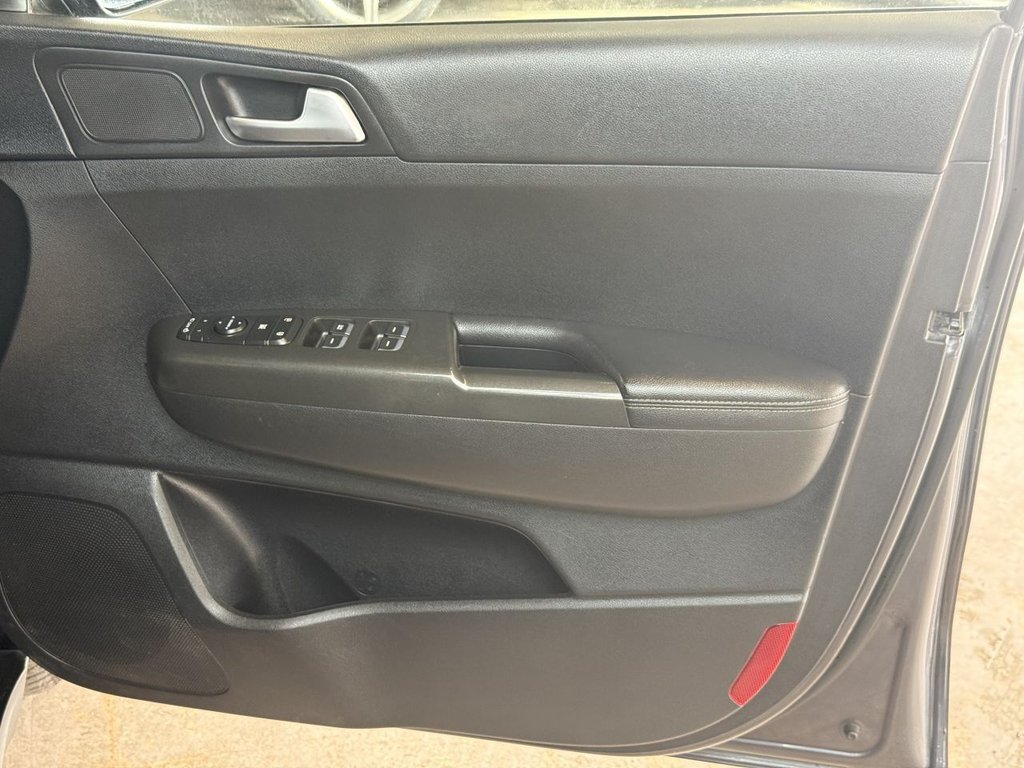 Used Kia Sportage 2017 for sale - 76132524: Photo 17
