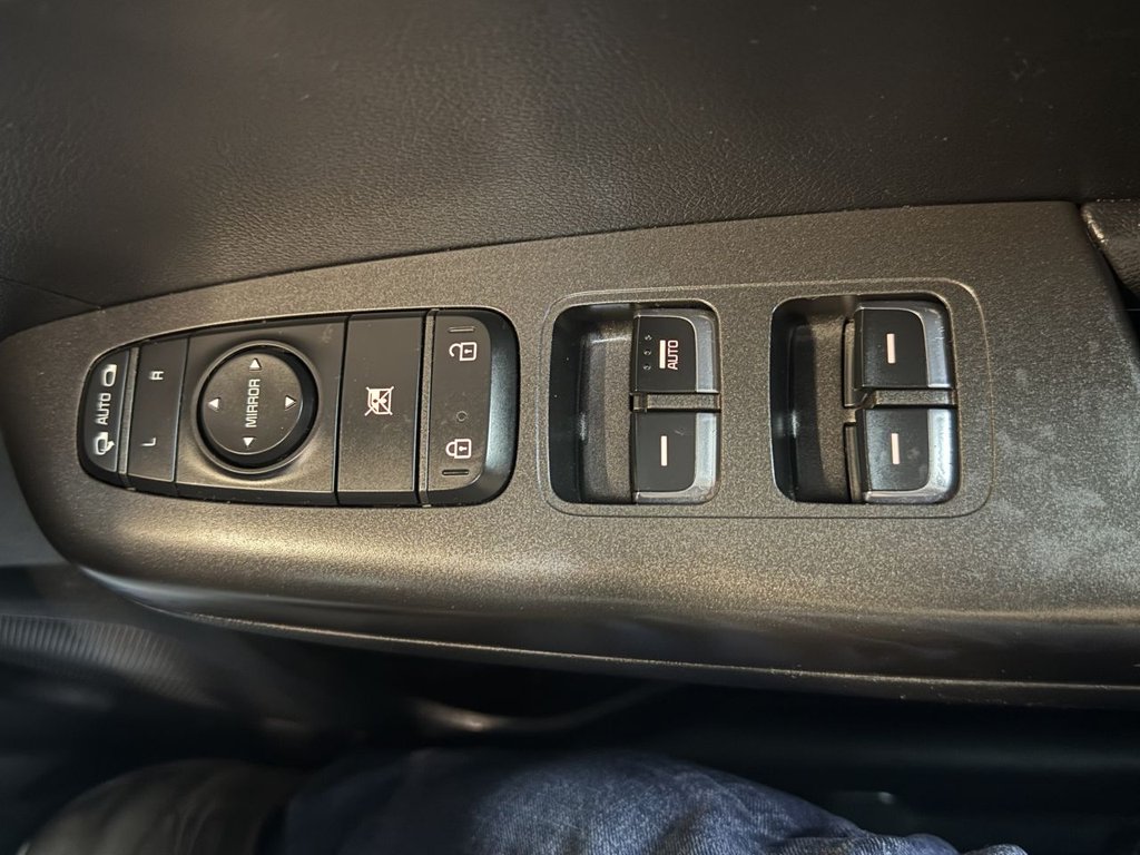 Used Kia Sportage 2017 for sale - 76132524: Photo 38