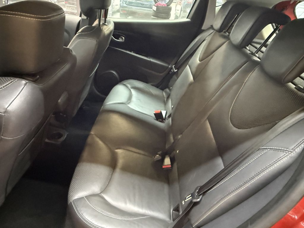 Used Renault Clio 2017 for sale - 76147874: Photo 24