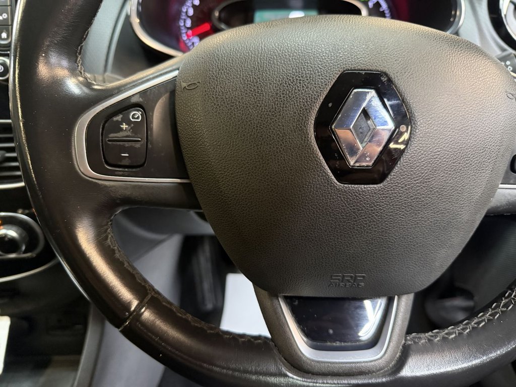 Used Renault Clio 2017 for sale - 76147874: Photo 37