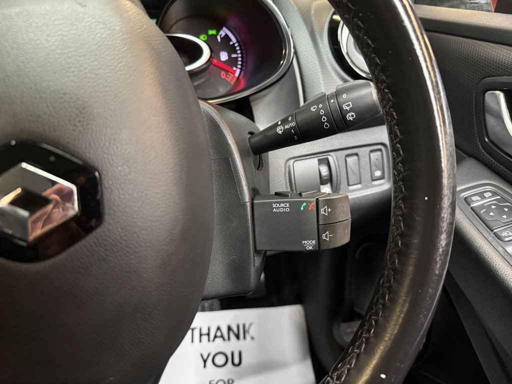 Used Renault Clio 2017 for sale - 76147874: Photo 41