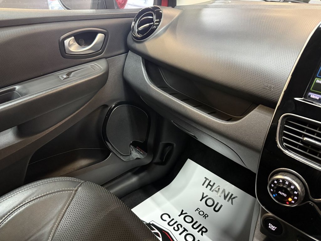 Used Renault Clio 2017 for sale - 76147874: Photo 48