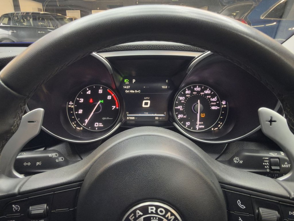 Used Alfa Romeo Giulia 2017 for sale - 76751335: Photo 18