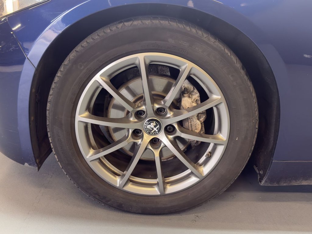 Used Alfa Romeo Giulia 2017 for sale - 76751335: Photo 36