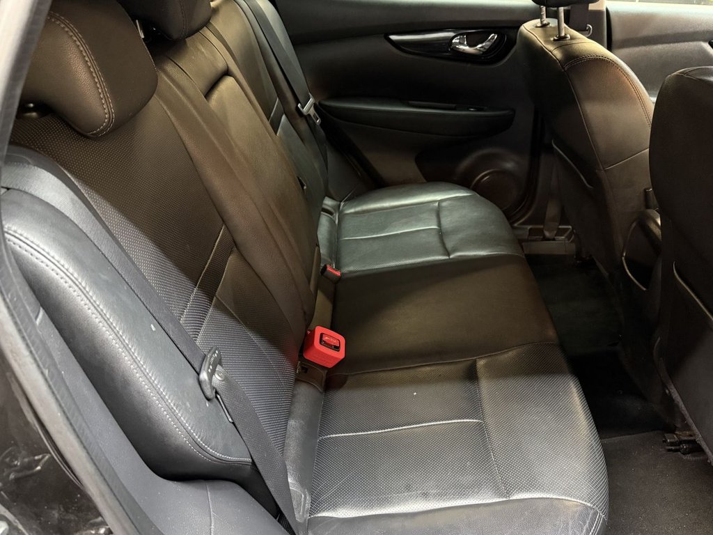 Used Nissan Qashqai 2015 for sale - 76851031: Photo 18