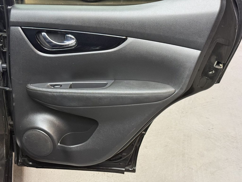 Used Nissan Qashqai 2015 for sale - 76851031: Photo 19