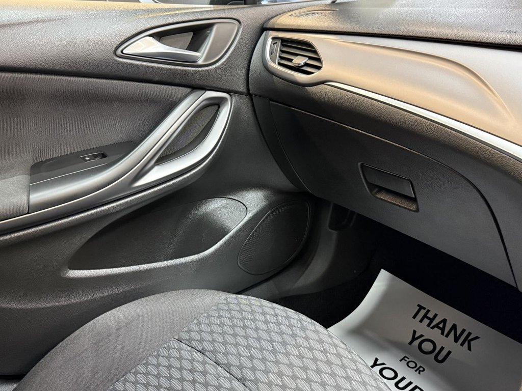 Used Vauxhall Astra 2015 for sale - 77193515: Photo 40