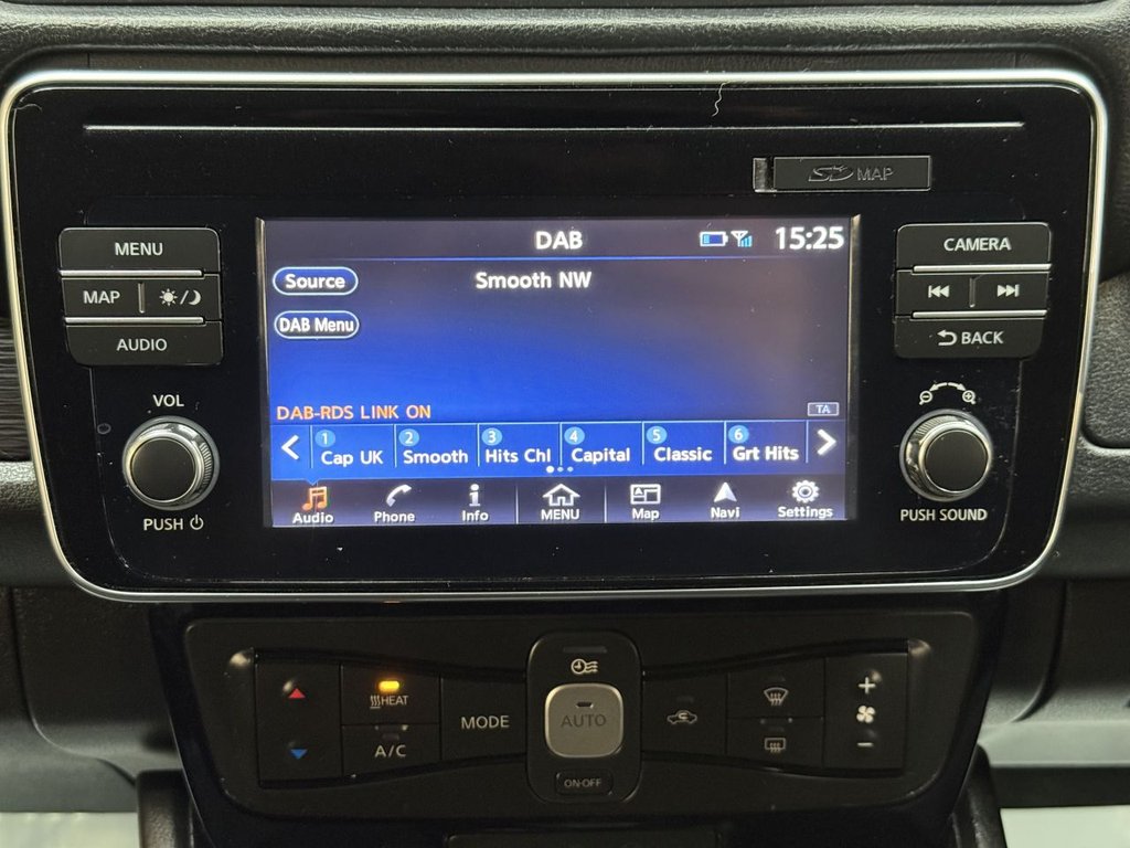 Used Nissan Leaf 2018 for sale - 78124345: Photo 25