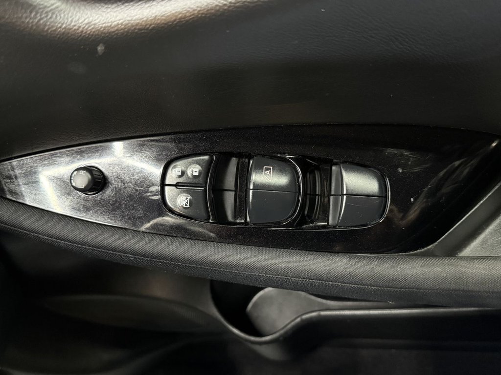 Used Nissan Leaf 2018 for sale - 78124345: Photo 40