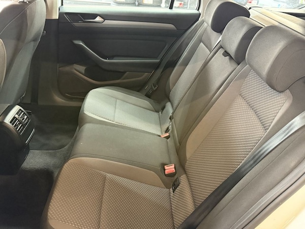 Used Volkswagen Passat 2015 for sale - 76315700: Photo 21