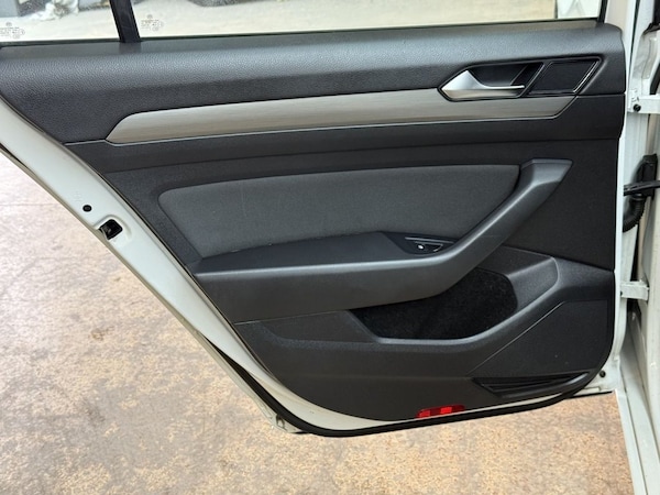 Used Volkswagen Passat 2015 for sale - 76315700: Photo 22