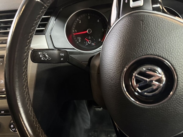 Used Volkswagen Passat 2015 for sale - 76315700: Photo 27