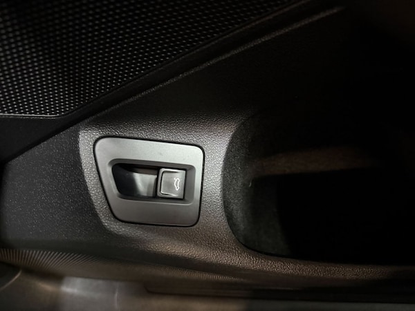 Used Volkswagen Passat 2015 for sale - 76315700: Photo 31